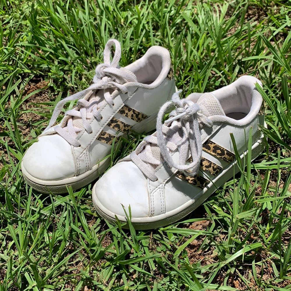 Kids Adidas Grand Court Leopard Stripe Sneakers Size 12K